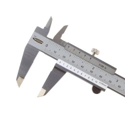 Штангенциркуль, 150 мм, 0.05 мм, нержавеющая сталь, с глубиномером Gross 31671 купить в Ноябрьске
