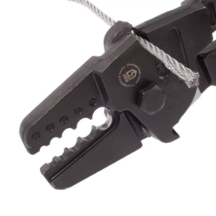 Пресс-клещи КВТ ПК-5-600Т с матрицей для опрессовки стальных тросов овальными алюминиевыми и медными втулками (91984) купить в Ноябрьске