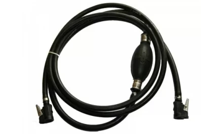 Шланг топливный 8 мм с грушей армир для плм M/Y С24620 купить в Ноябрьске