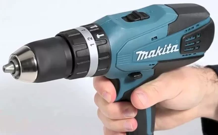 Аккумуляторная дрель -шуруповерт Makita HP457DWE купить в Ноябрьске