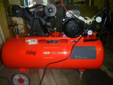 Компрессор масляный поршневой ременной VCF/100 CM3 FUBAG купить в Ноябрьске