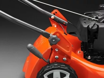 Газонокосилка бензиновая Husqvarna LC 140 B&amp;S несамоходная купить в Ноябрьске