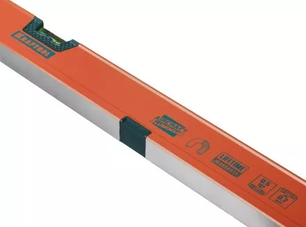 Уровень KRAFTOOL &quot;KRAFT-MAX&quot; магнитный, особо усилен, 2 ампулы, 2 фрезерованные базовые поверхности, 60см 34575-060 купить в Ноябрьске