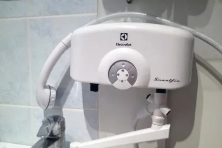 Проточный водонагреватель ELECTROLUX SMARTFIX 2.0 S 6.5 kW - душ купить в Ноябрьске