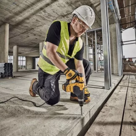 Перфоратор  D25333 K SDS-plus DeWalt купить в Ноябрьске