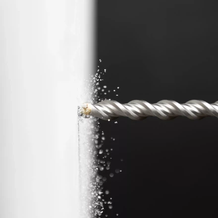 Бур по бетону Denzel, 14 x 210 мм  двойная спираль, три пылеотводящие кромки, 705030 купить в Ноябрьске