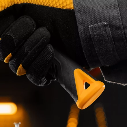 Молоток слесарный, 300 г Denzel, кованый, фибергласовая рукоятка c TPR покрытием 10483 купить в Ноябрьске