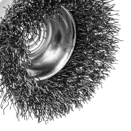 Набор щеток для дрели, 1 Плоская 50мм, 2 Чашки 25-50мм, шпилька, нерж. вит. проволока Denzel 74491 купить в Ноябрьске