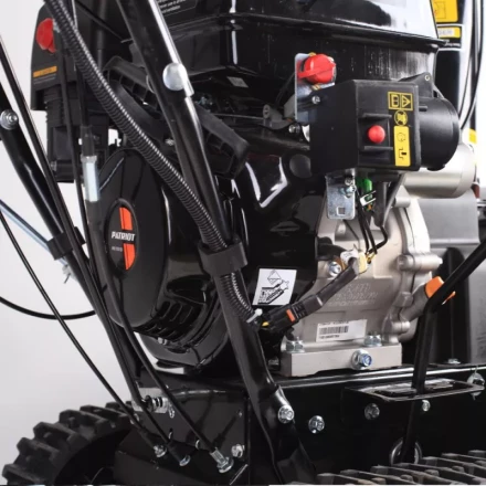 Гусеничный бензиновый снегоуборщик PATRIOT PRO 1150 ED купить в Ноябрьске