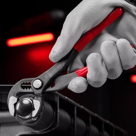 Клещи переставные 180 мм Matrix, кнопочный механизм, хром-ванадий, обливные рукоятки 17925 купить в Ноябрьске