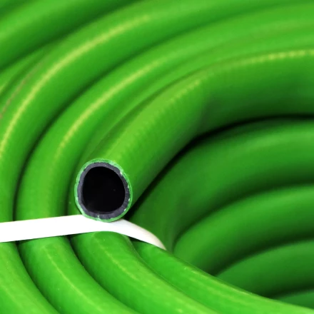 Шланг 1/2 х 20м ВЕДУГА Премиум зелёный 45965 купить в Ноябрьске
