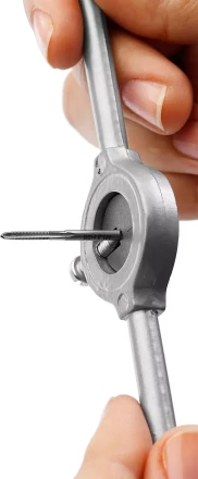 Набор метчиков и плашек малых размеров 31 предмет серия ПРОФЕССИОНАЛ купить в Ноябрьске