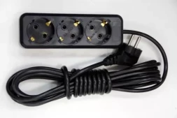 Удлинитель бытовой 3,0м 3роз. ЭНКОР 1/30 У16-00 69571