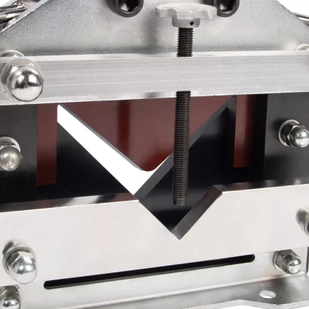 Уголкорез гидравлический КВТ УР-110 для уголков до 110х110х8 мм (89258) купить в Ноябрьске