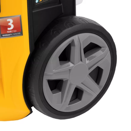 Моечная машина высокого давления Denzel R-180D, 2200 Вт, 180 бар, 380 л/ч, с барабаном купить в Ноябрьске