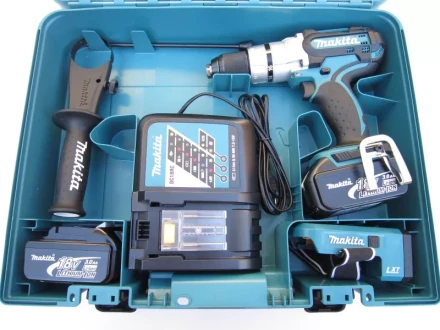 Дрель-шуруповерт аккумуляторная Makita DHP454RFE купить в Ноябрьске