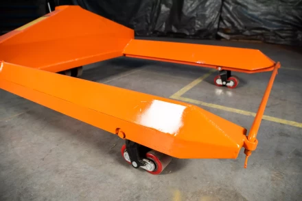 Тележка гидравлическая для рулонов 2500 кг 1150х850 мм полиуретановые колеса TOR ZT 1182529 купить в Ноябрьске