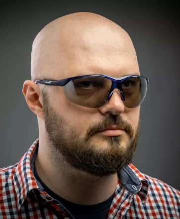 ЗУБР ПРОГРЕСС, открытого типа, серые, стекло устойчивое к царапинам и запотеванию, защитные очки, Профессионал (110323) купить в Ноябрьске