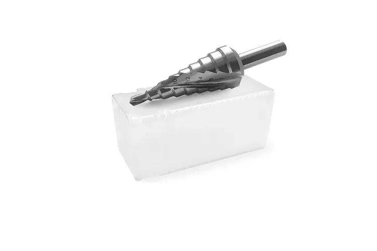 Ступенчатое сверло MESSER со спиральной канавкой. Диаметр 4-20 мм. Ступеней 9. купить в Ноябрьске