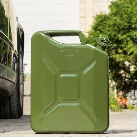 Канистра для ГСМ Stels 53145, металлическая, 20 литров купить в Ноябрьске