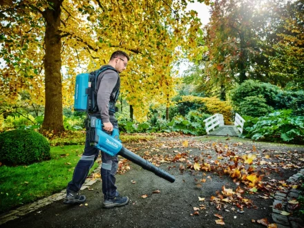 Аккумуляторная воздуходувка Makita DUB184Z (без АКБ и ЗУ) купить в Ноябрьске