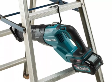 Аккумуляторная сабельная пила Makita XGT JR001GM201 купить в Ноябрьске