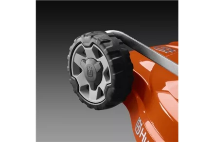 Аккумуляторная газонокосилка, самоходная Husqvarna LC347iV купить в Ноябрьске