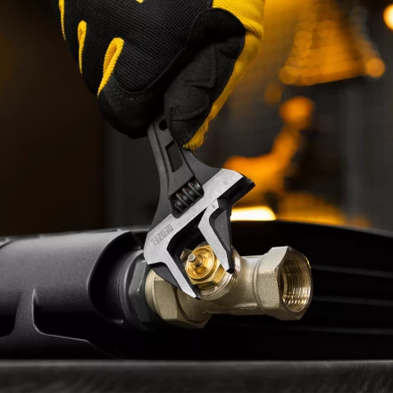 Ключ разводной Denzel, 200 мм, CrV, кованый, 15748 купить в Ноябрьске