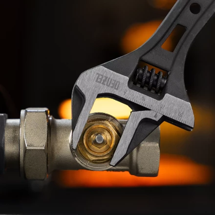 Ключ разводной Denzel, 200 мм, CrV, кованый, 15748 купить в Ноябрьске