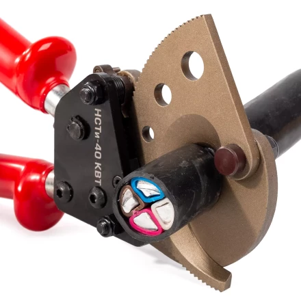 Секторные ножницы диэлектрические КВТ НСТи-40 для резки кабелей до 40 мм, проводов АС со стальным сердечником и прутков из низкоуглеродистой стали (84395) купить в Ноябрьске