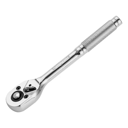 Ключ-трещотка 1/4&quot;, 45 зубьев, цельнометаллический, с быстрым сбросом, CrV, хром// Сибртех 14014 купить в Ноябрьске