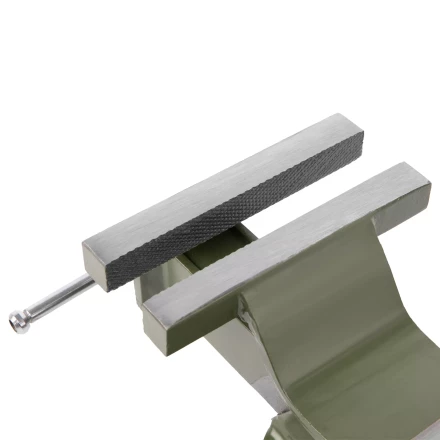 Тиски слесарные Сибртех 18620, 150 мм, стальные, поворотные купить в Ноябрьске