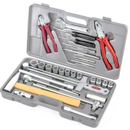 Набор слесарно-шоферского инструмента Универсал-2 в пластиковом боксе НИЗ артикул 13447 купить в Ноябрьске