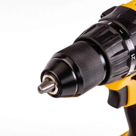 Дрель-шуруповерт аккумуляторная BLDL-IB-18-02 Denzel 26121 купить в Ноябрьске