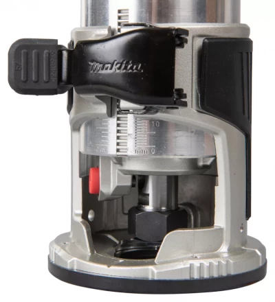 Аккумуляторный Фрезер Кромочный Makita RT001GZ19 (без АКБ и ЗУ) купить в Ноябрьске