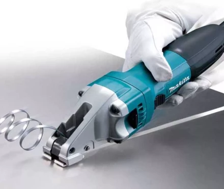 Шлицевые ножницы по металлу Makita JS1601 купить в Ноябрьске