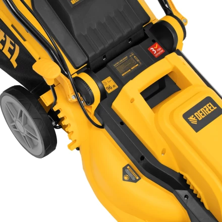 Газонокосилка электрическая GMC-1800, шир. 38см, 1800 Вт, 6 уров., травосб. 35 л// Denzel купить в Ноябрьске