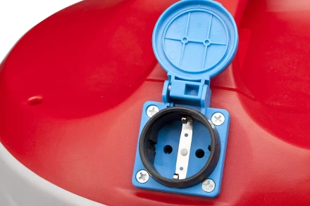 Пылесос ЗУБР сухая и влажная уборка, нержавеющая сталь, усиленное основание, розетка до 2000Вт, 30л, 1400Вт ЗППУ-1400-30 купить в Ноябрьске