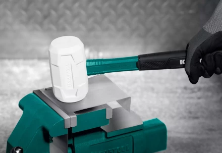 Киянка KRAFTOOL X-FORCE белая с фибергласовой рукояткой 2077-68 купить в Ноябрьске