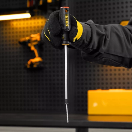 Отвертка, PH1х150 мм, S2, 3к рукоятка Denzel 121767 купить в Ноябрьске