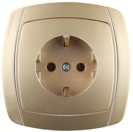 Розетка СВЕТОЗАР &quot;АКЦЕНТ&quot; одинарная в сборе, с заземлением, цвет золотой металлик, 16А/~250В SV-54205-GM купить в Ноябрьске