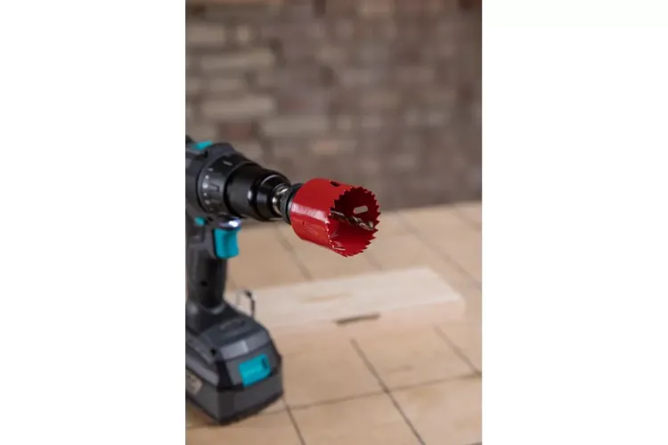 Коронка биметаллическая HAMMER Ф51х38мм 5/8" BiMETALL (224-010) купить в Ноябрьске