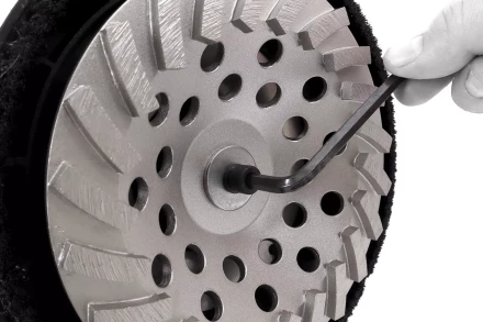 Шлифовальная машина по бетону MESSER M3026 купить в Ноябрьске