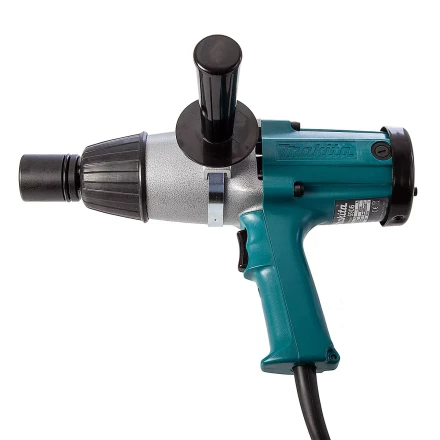Ударный гайковерт Makita 6906 купить в Ноябрьске