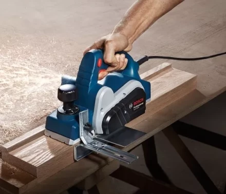 Рубанок BOSCH GHO 6500 (0.601.596.000) купить в Ноябрьске