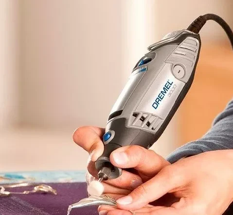 Многофункциональный инструмент 3000 S Xmas 2017 Dremel купить в Ноябрьске