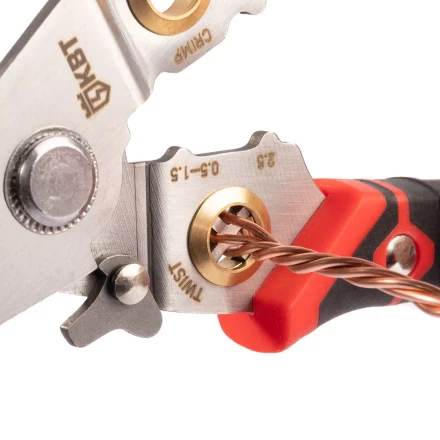 Многофункциональный стриппер КВТ WSS-02 для снятия изоляции с проводов 0.5–6.0 мм (102399) купить в Ноябрьске