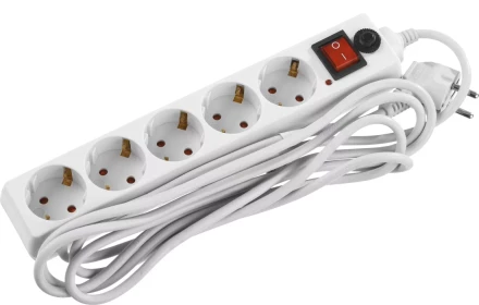 Сетевой фильтр STAYER &quot;MASTER&quot; электрический, 5 гнезд, макс. мощн. 2200 Вт, 3м 55066-3 купить в Ноябрьске