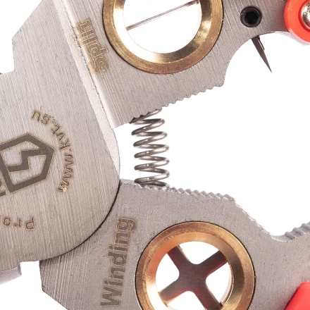 Мультитул-длинногубцы КВТ MT-03 (6 в 1) с функцией снятия изоляции и резки (102401) купить в Ноябрьске