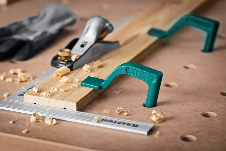 Верстачный прижим KRAFTOOL KRAFTFLEX 32803 купить в Ноябрьске